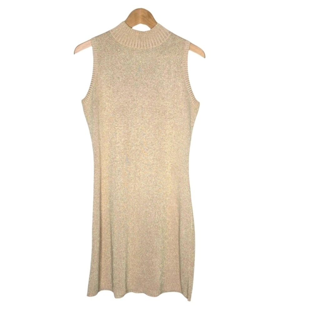 Elegant Sleeveless Beige Dress 80% Silk